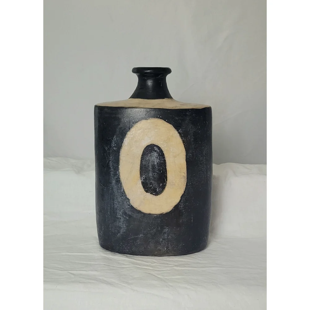 Meseta‎ Bottle Vase Made in Honduras